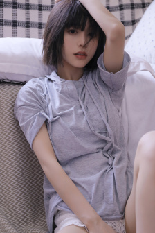 皇后张腿迎合太医的侵犯